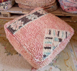 Vintage berber pouf