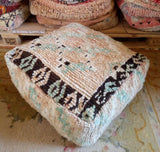 Vintage berber pouf